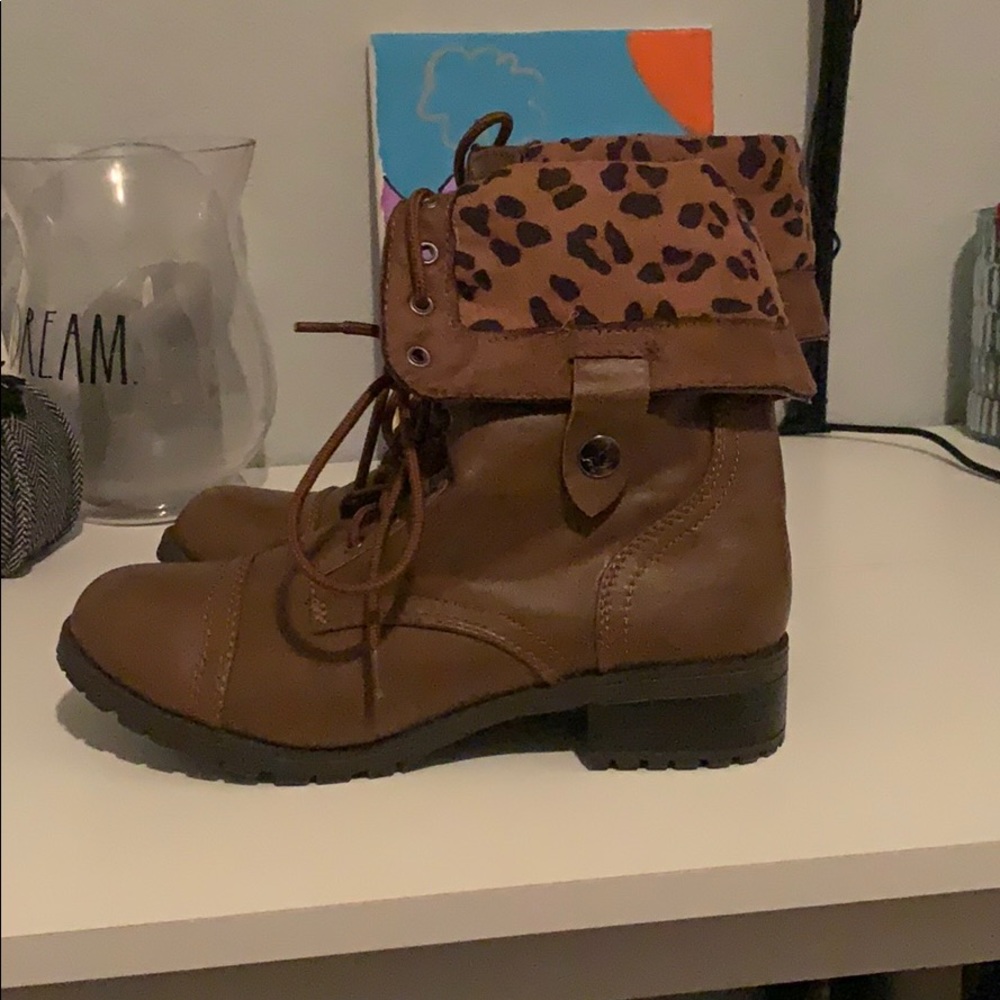 Women’s boots